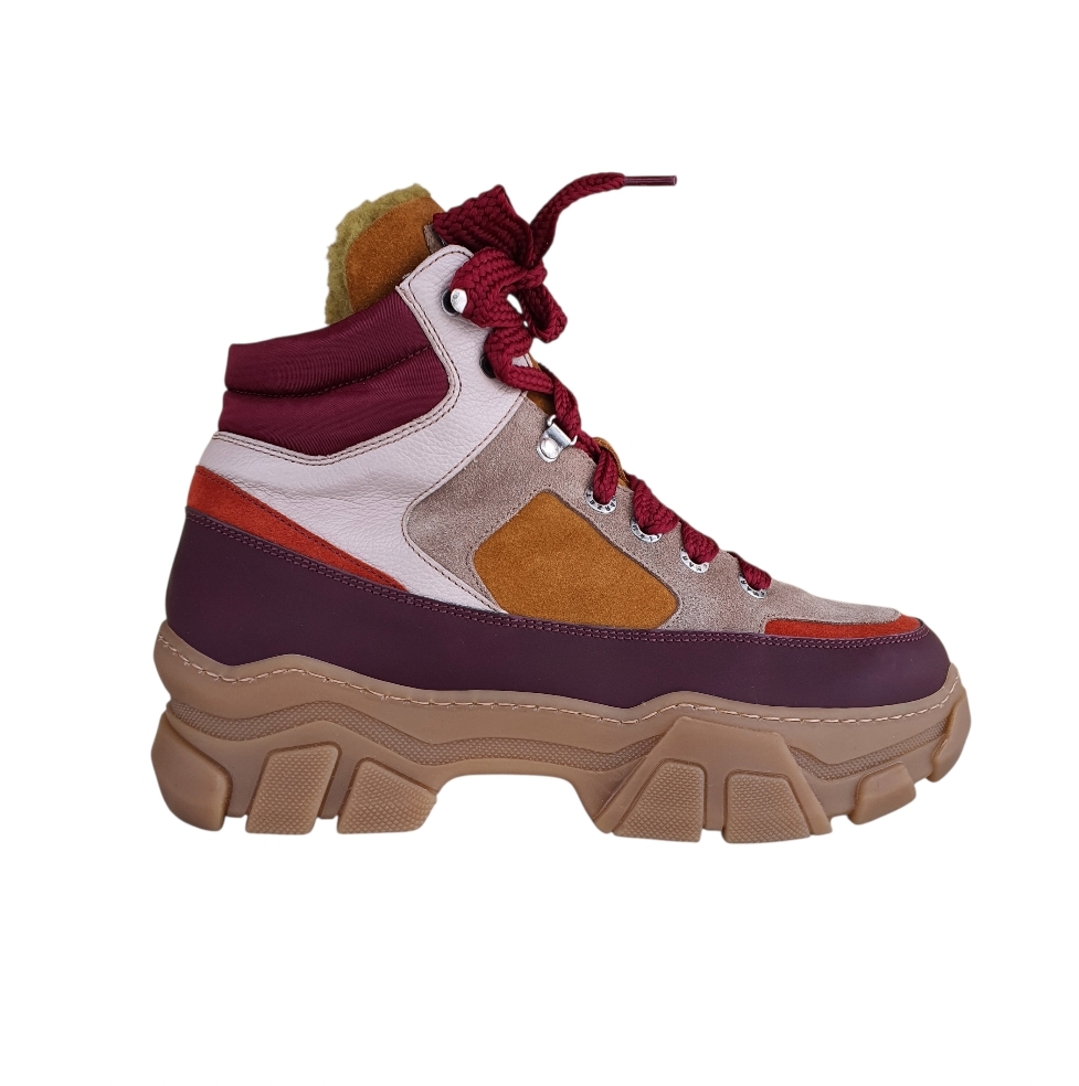 8518.М02 Multicolor